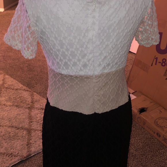 White, beige and black mesh dress - Picture 3 of 5